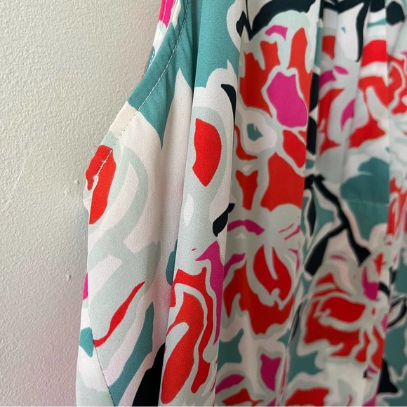 Vince Camuto Orange Pink Blue V-Neck Sleeveless Top. Size 3XL. - Picture 5 of 11